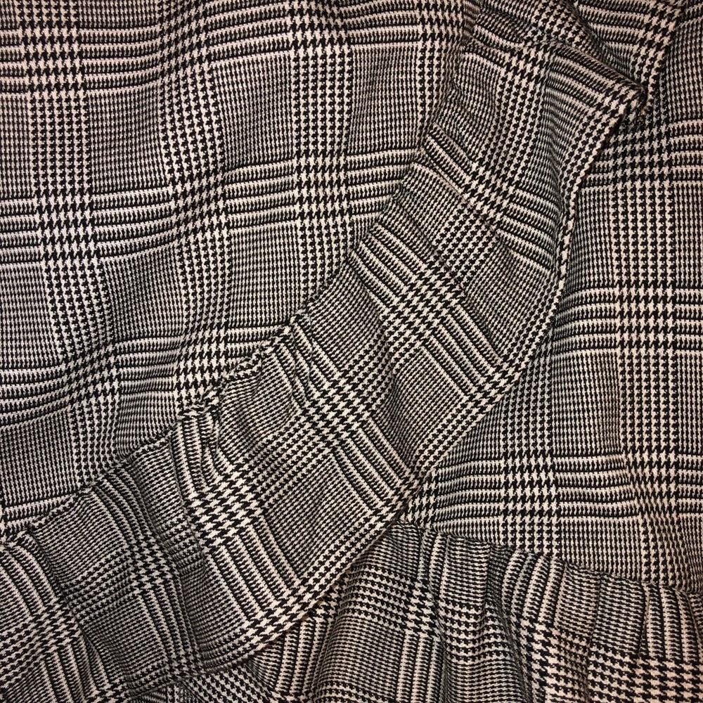 Mini skirt - Picture 3 of 3